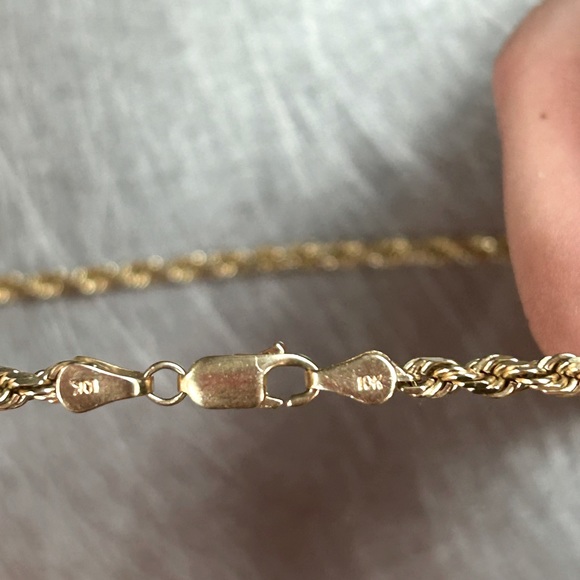 10 Karat Gold Necklace $1300 firm on the price! Message me if interested!